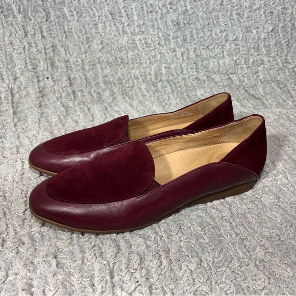 Dansko Shoes - Dansko Women’s 41 (US 10) Burgundy Wine Leather Suede Lace Flats Loafers Slip On